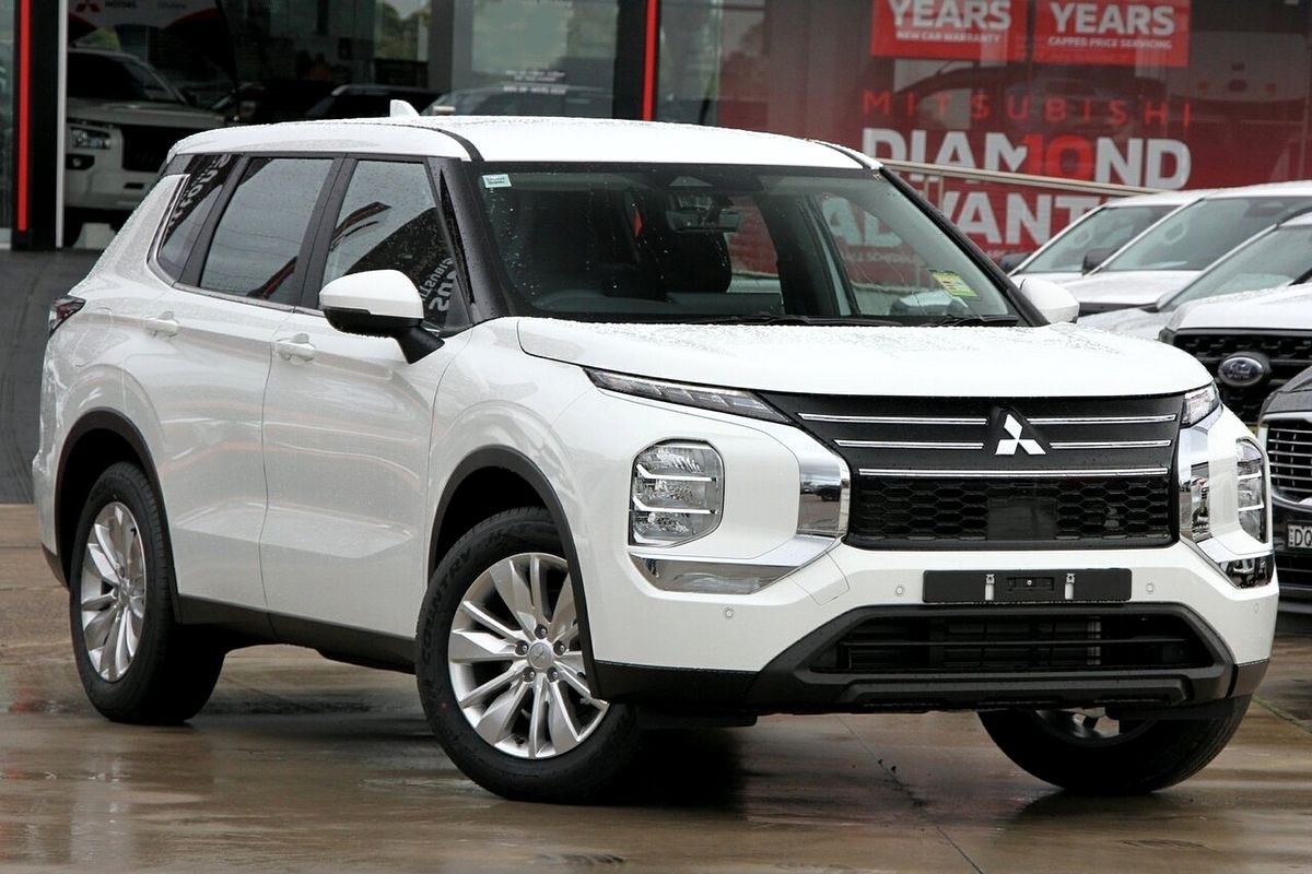 2026 Mitsubishi Outlander ES ZM