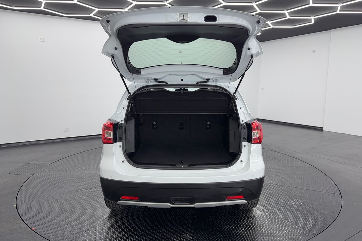 2020 Suzuki S-Cross Turbo Prestige JY