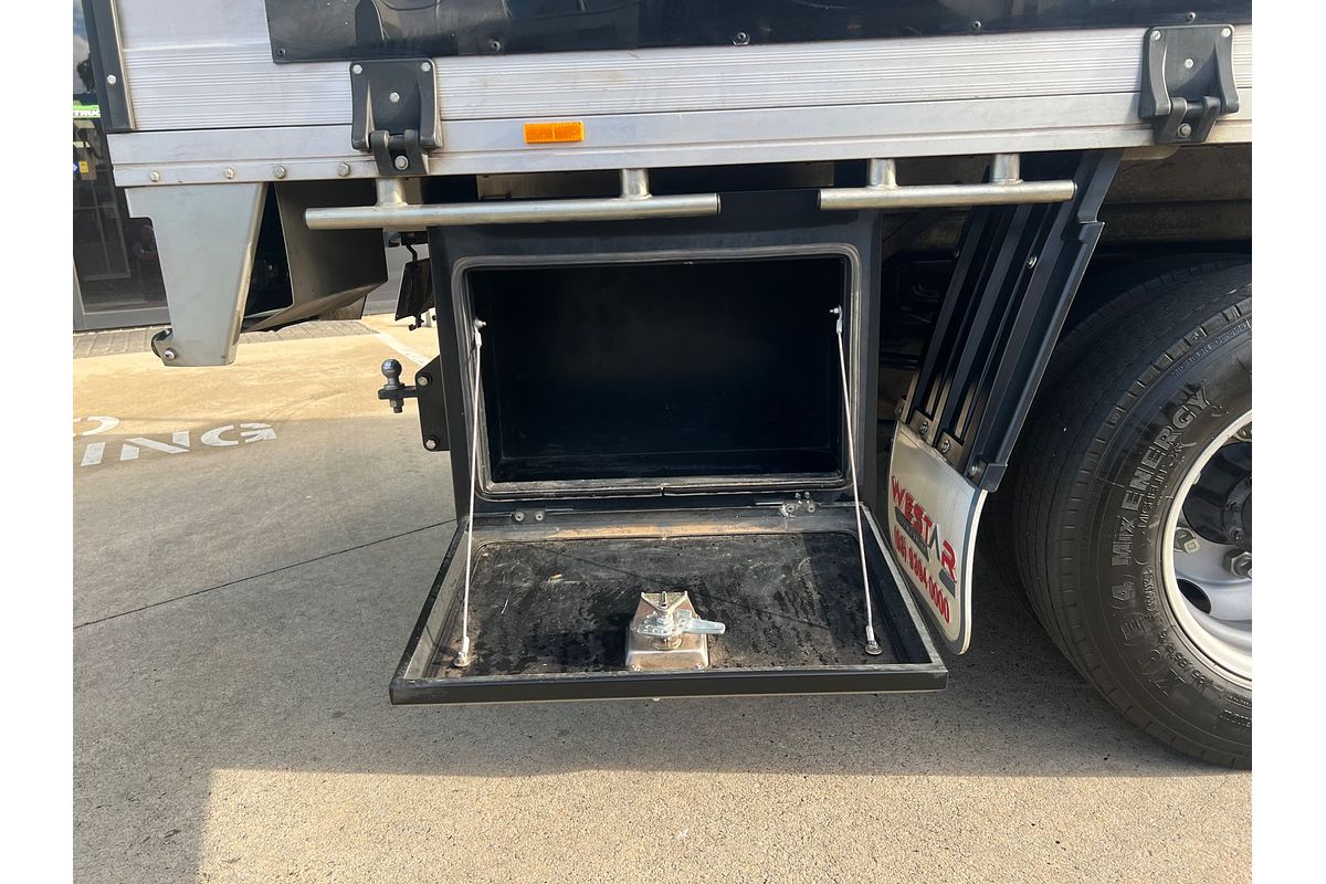 2023 Isuzu N Series NPR 45/55-155 Tradepack MWB image 19