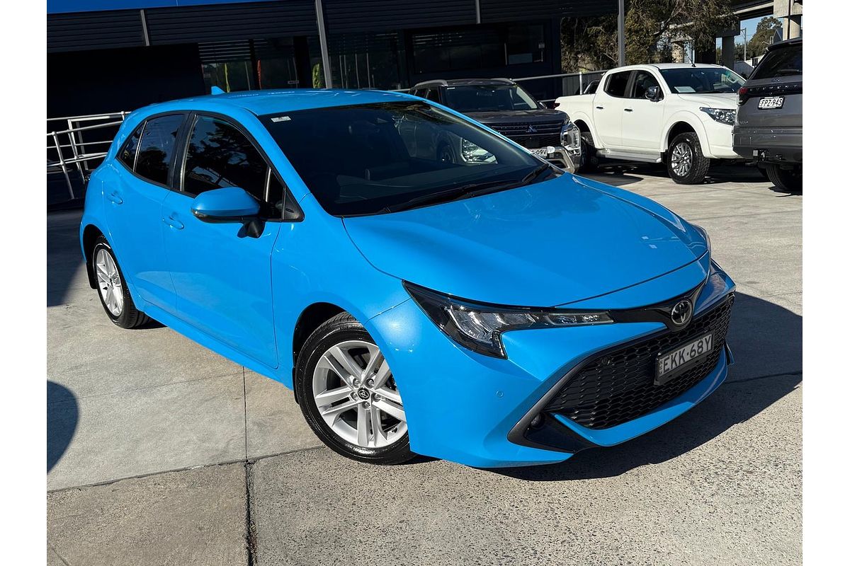 2020 Toyota Corolla SX MZEA12R