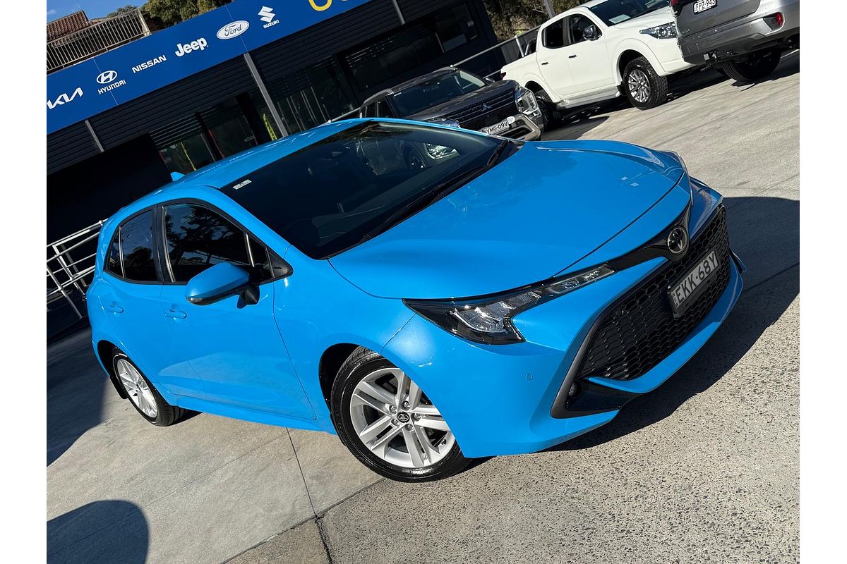 2020 Toyota Corolla SX MZEA12R