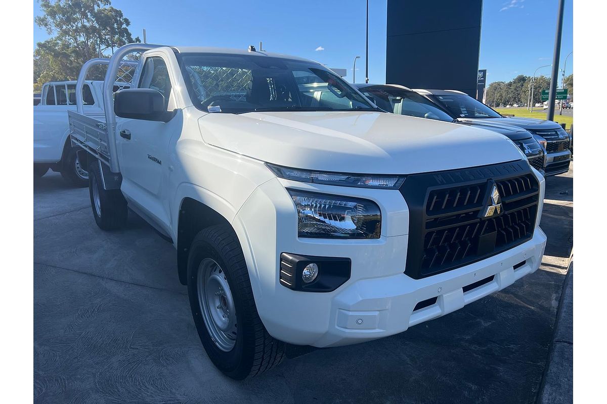 2025 Mitsubishi Triton GLX MV 4X4