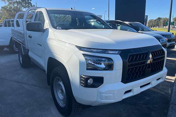 2025 Mitsubishi Triton GLX MV 4X4
