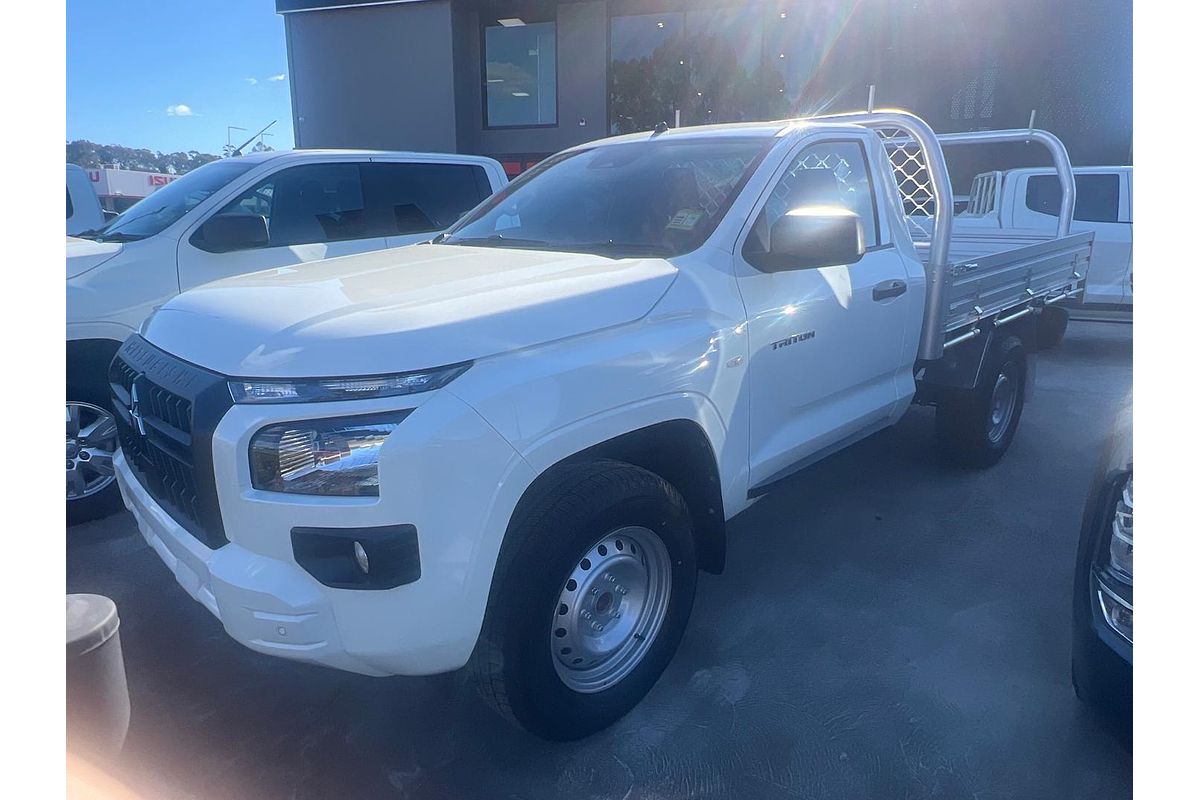 2025 Mitsubishi Triton GLX MV 4X4