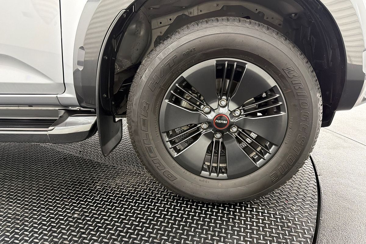 2022 Isuzu D-MAX X-TERRAIN 4X4