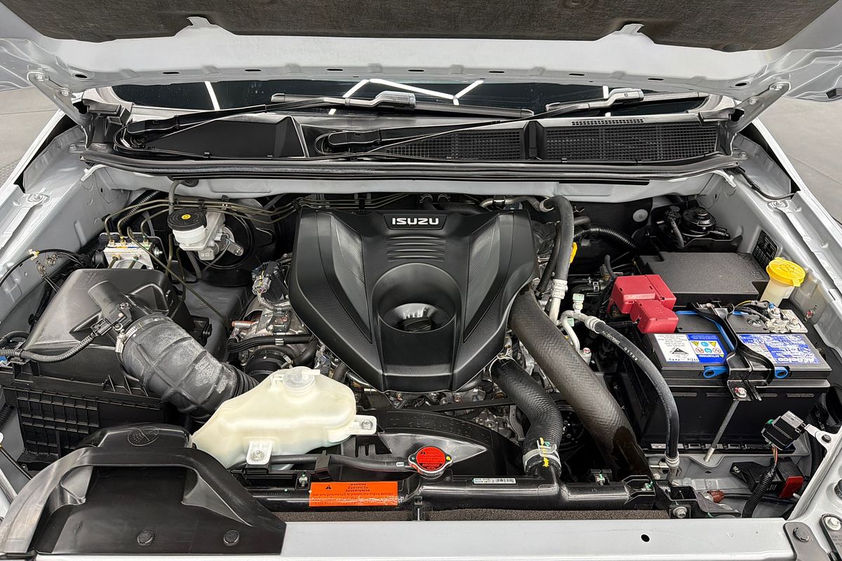 2022 Isuzu D-MAX X-TERRAIN 4X4