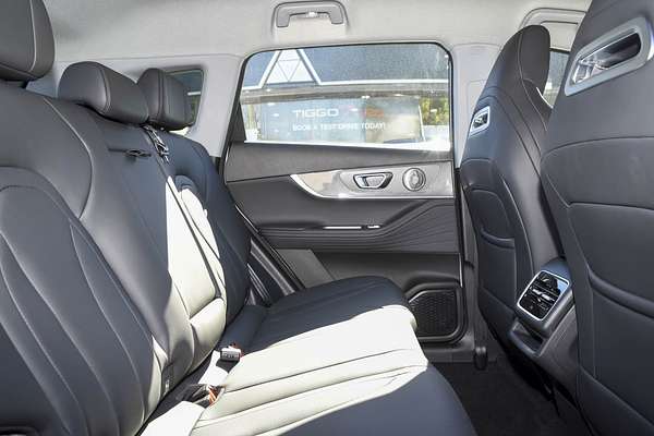 2026 Chery Tiggo 7 Super Hybrid Urban T32 thumb-8