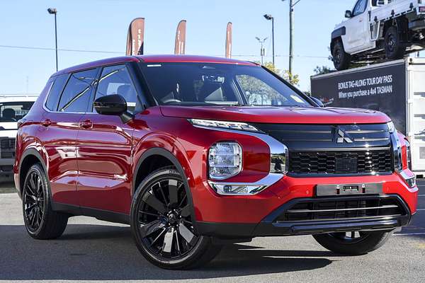 2026 Mitsubishi Outlander LS ZM thumb-0