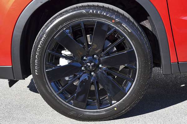 2026 Mitsubishi Outlander LS ZM thumb-3