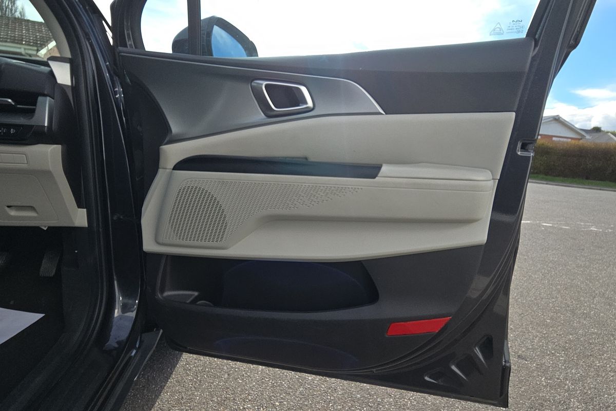 2022 Kia Carnival S KA4