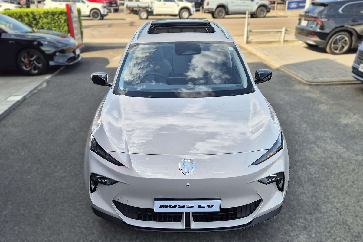 2026 MG MGS5 EV Essence 49 ZS3EM
