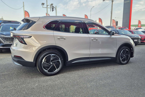 2026 MG MGS5 EV Essence 49 ZS3EM thumb-3
