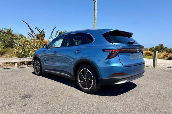 2026 MG MGS5 EV Essence 62 ZS3EM thumb-2