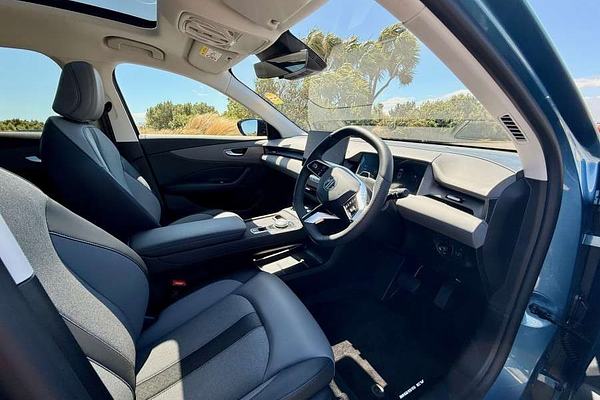 2026 MG MGS5 EV Essence 62 ZS3EM thumb-11