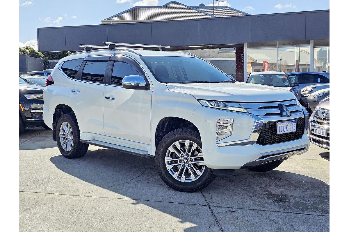 2020 Mitsubishi Pajero Sport GLX QF