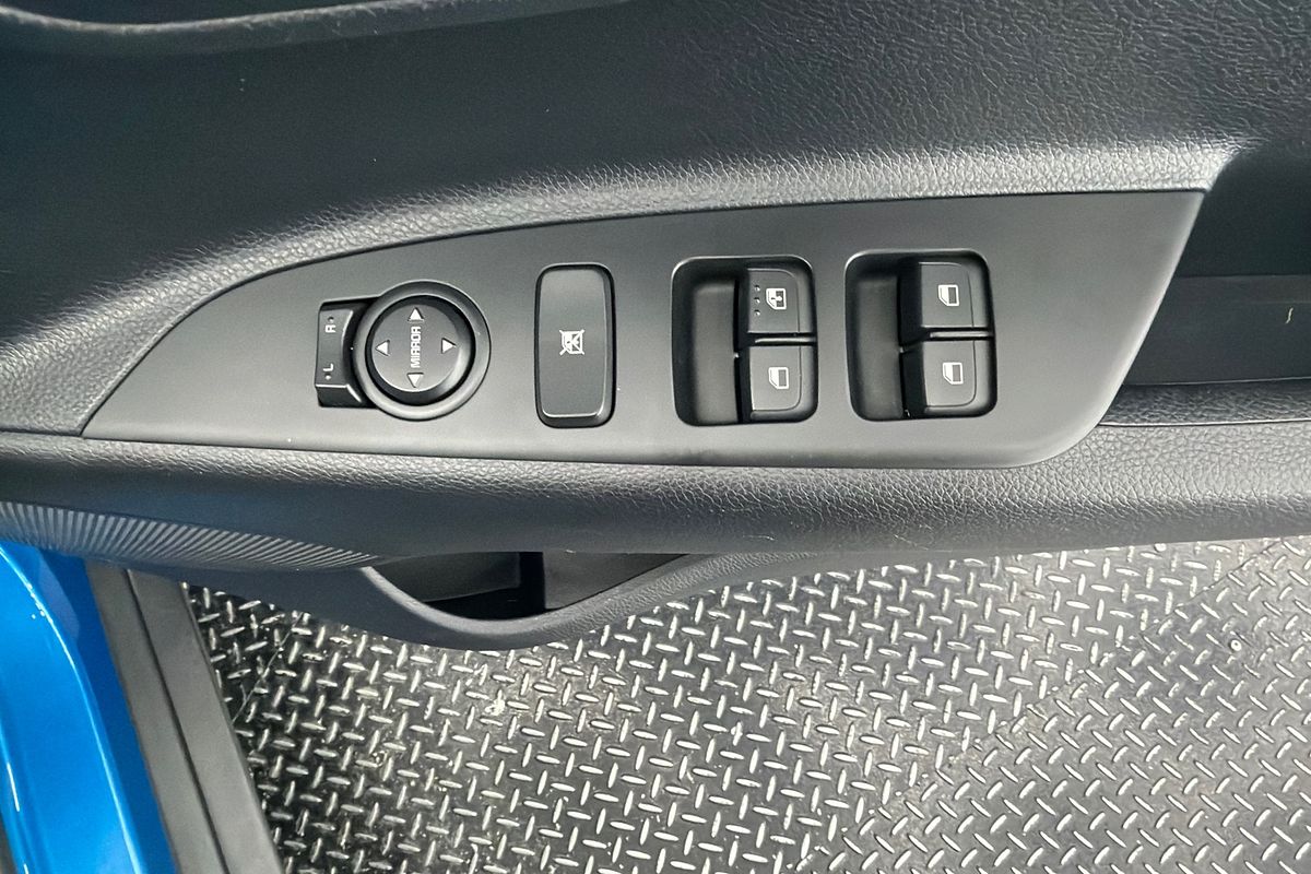 2023 Kia Stonic S YB