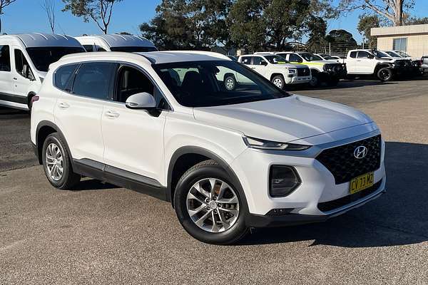 2019 Hyundai Santa Fe Active TM.2