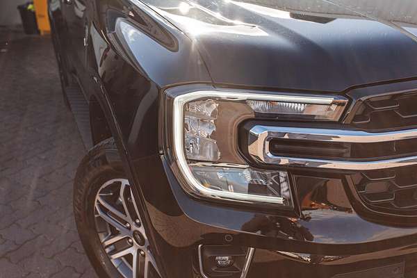 2024 Ford Everest Trend 2.0L thumb-1