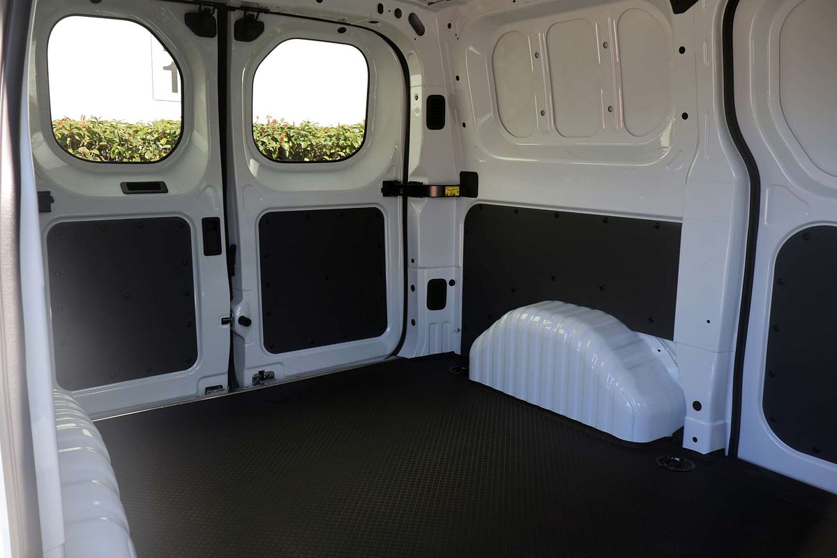 2026 LDV Deliver 7 SWB Low Roof image 3
