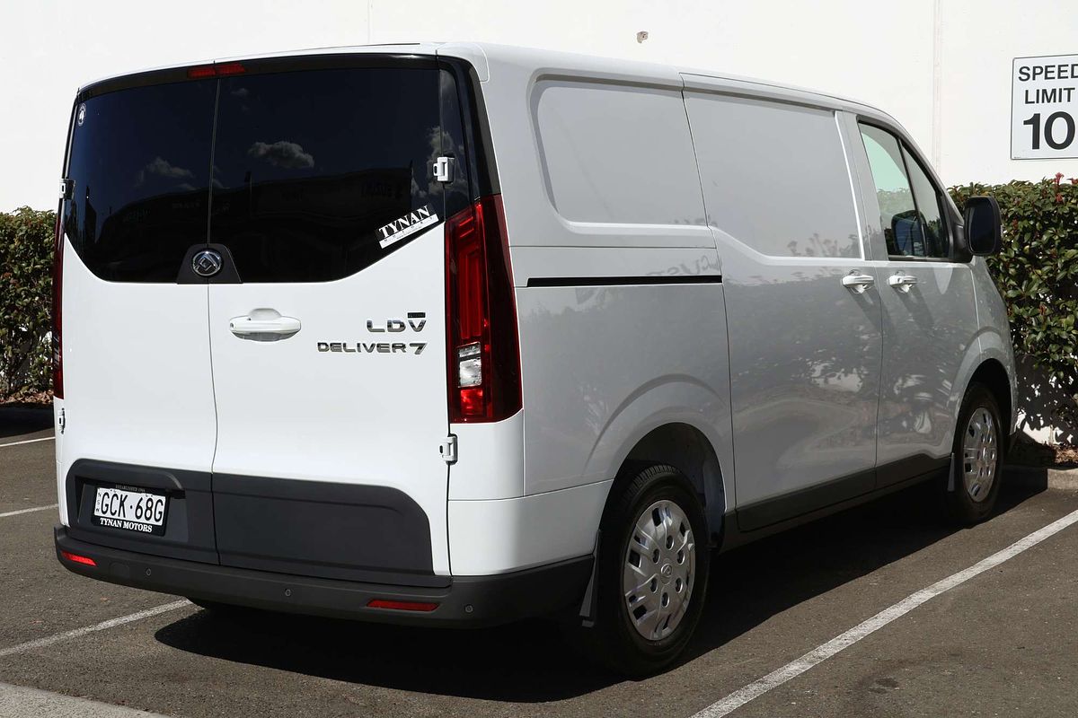 2026 LDV Deliver 7 SWB Low Roof image 11