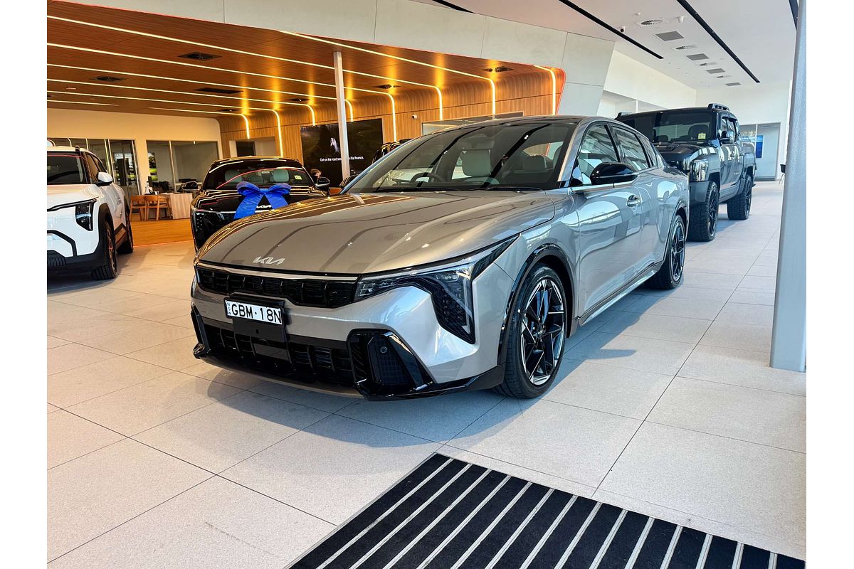2026 Kia K4 GT-Line CL4m