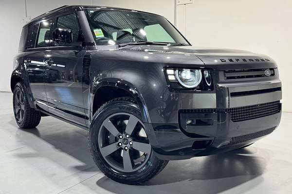 2026 Land Rover Defender 110 P425 X-Dynamic SE L663