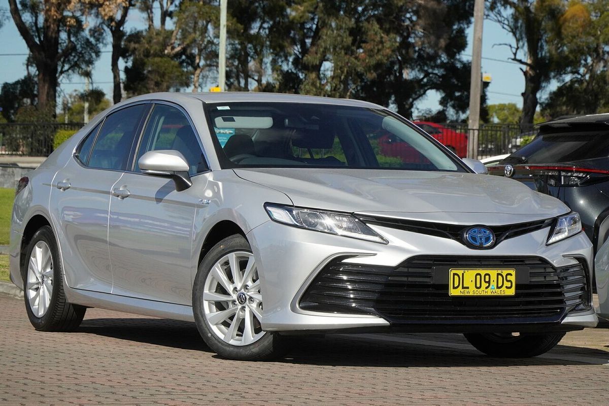 2024 Toyota Camry Ascent AXVH70R