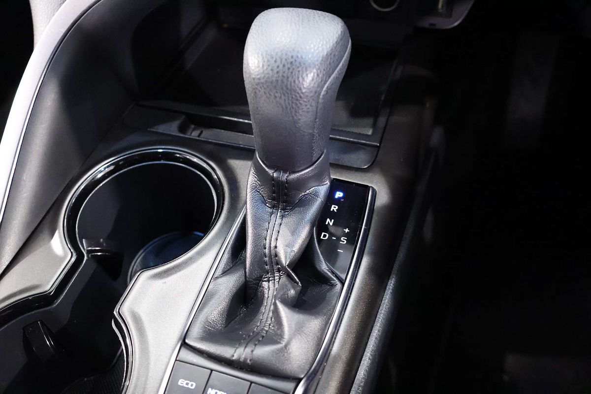 2022 Toyota Camry Ascent AXVH70R