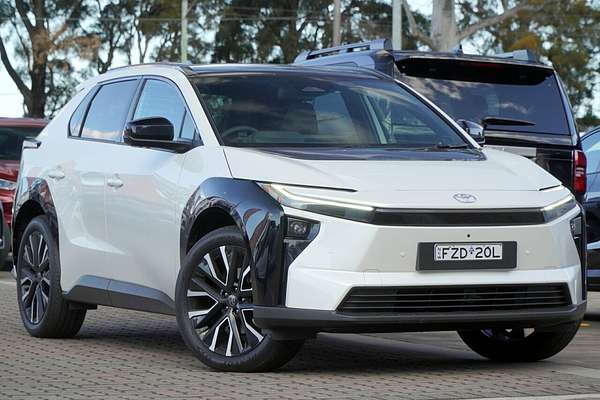 2025 Toyota bZ4X XEAM15R
