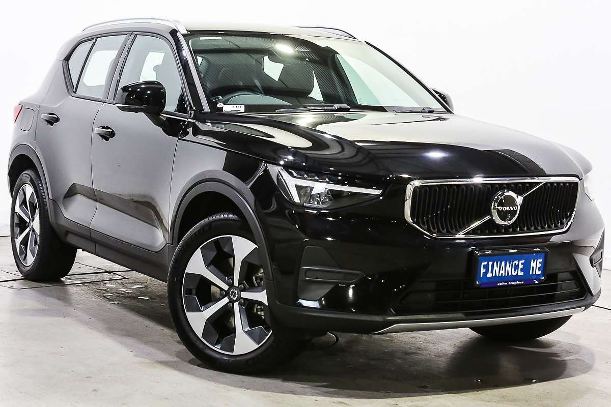 2024 Volvo XC40 Plus B4