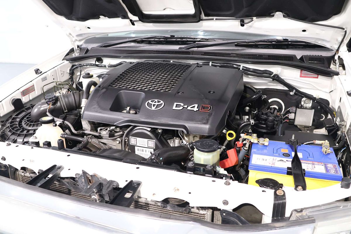 2013 Toyota Hilux SR KUN26R 4X4