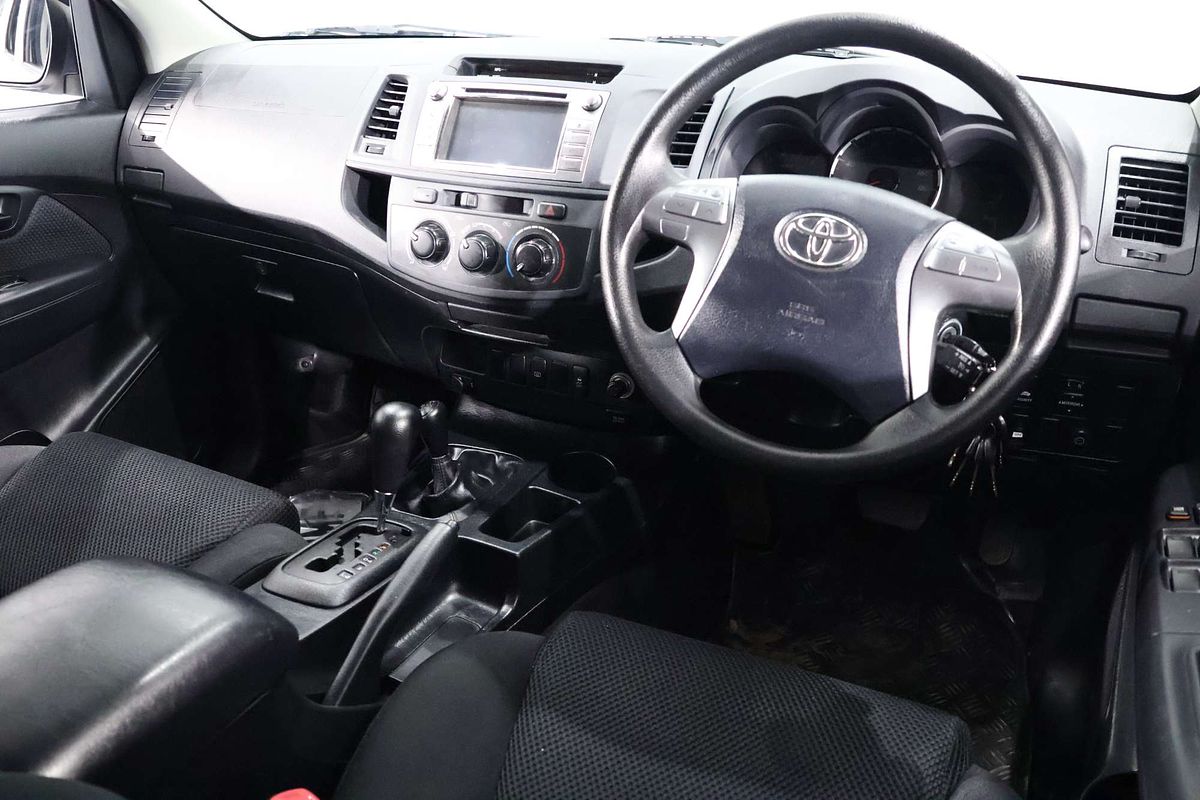 2013 Toyota Hilux SR KUN26R 4X4