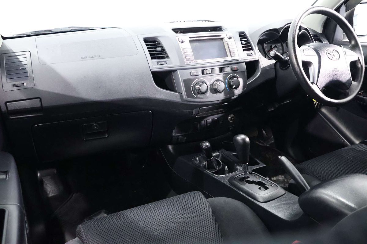 2013 Toyota Hilux SR KUN26R 4X4