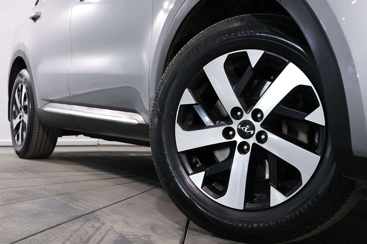 2022 Kia Sorento Sport MQ4