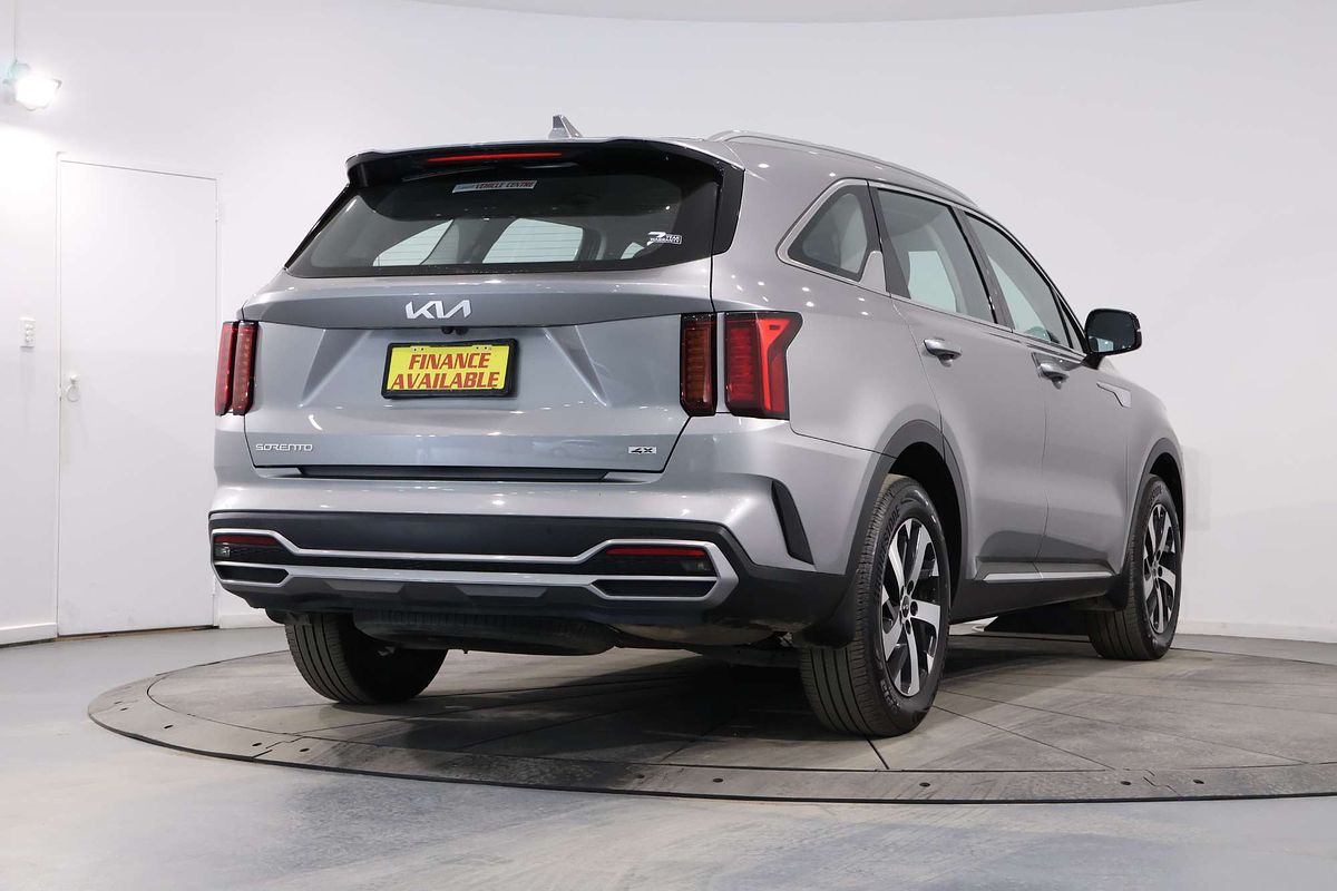 2022 Kia Sorento Sport MQ4