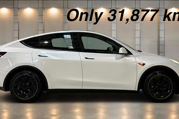 2022 Tesla Model Y Rear-Wheel Drive