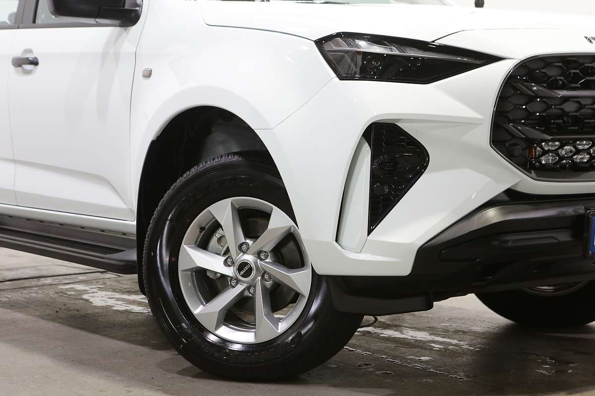 2025 Isuzu MU-X LS-M
