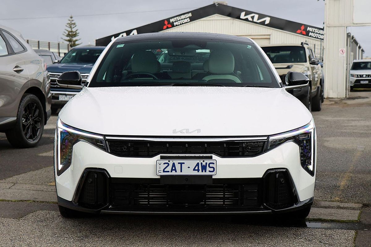 2025 Kia K4 GT-Line CL4m