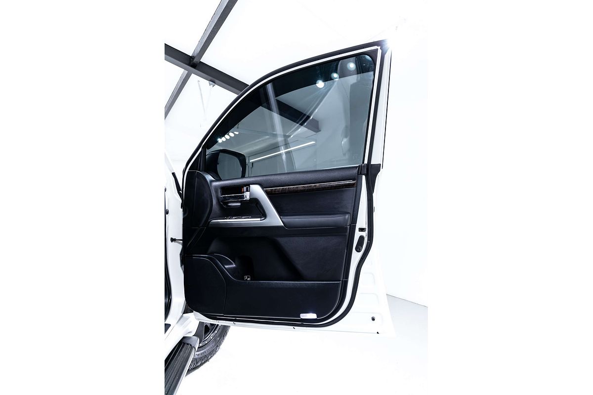 2013 Toyota Landcruiser VX URJ202R