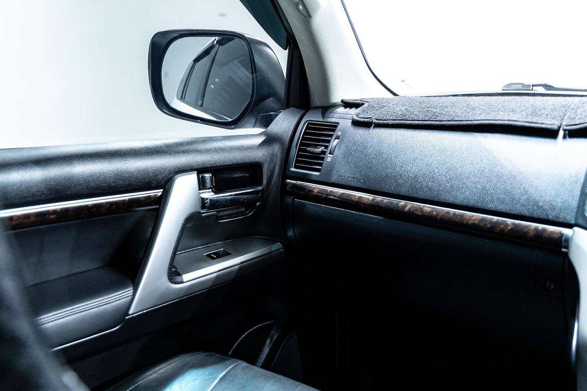 2013 Toyota Landcruiser VX URJ202R