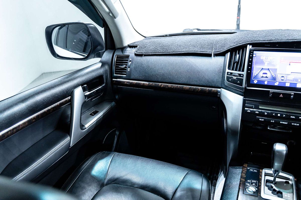 2013 Toyota Landcruiser VX URJ202R