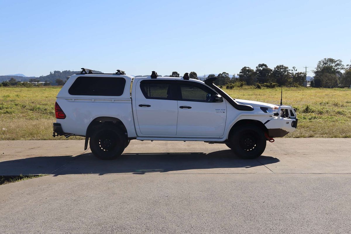 2018 Toyota Hilux SR GUN126R 4X4