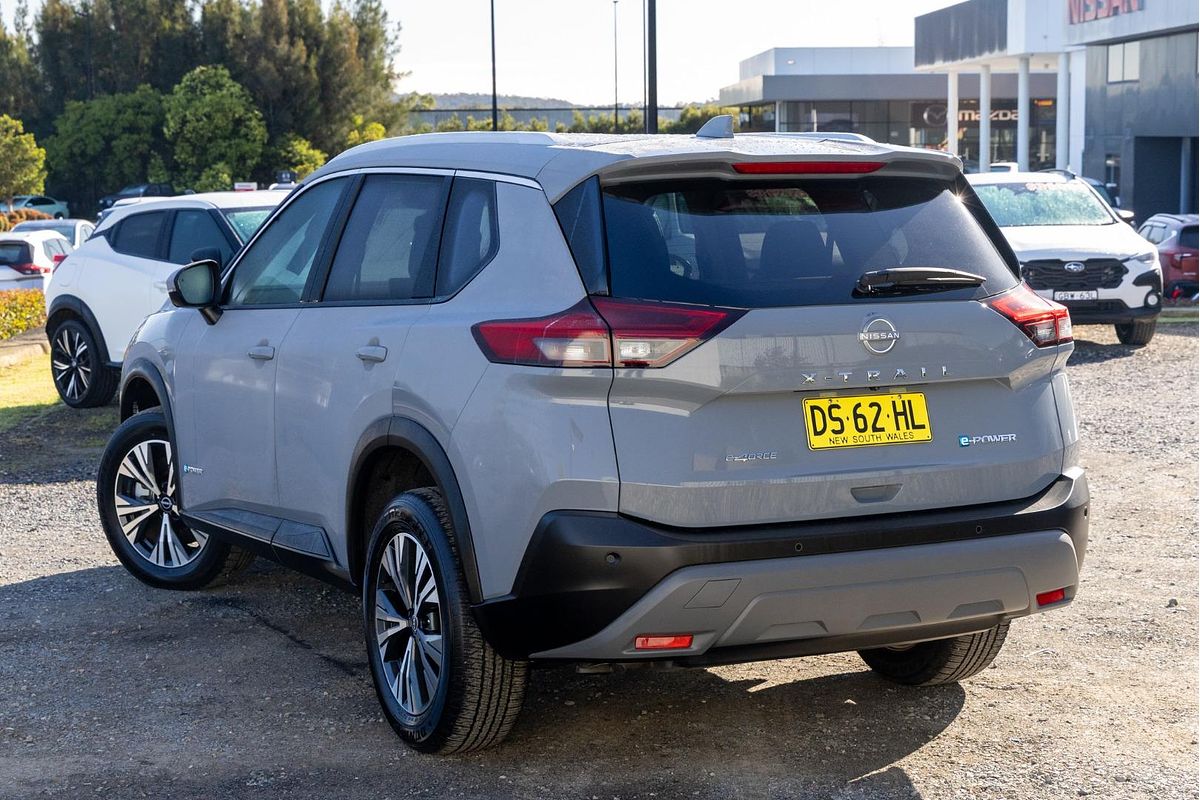 2025 Nissan X-TRAIL ST-L e-POWER T33