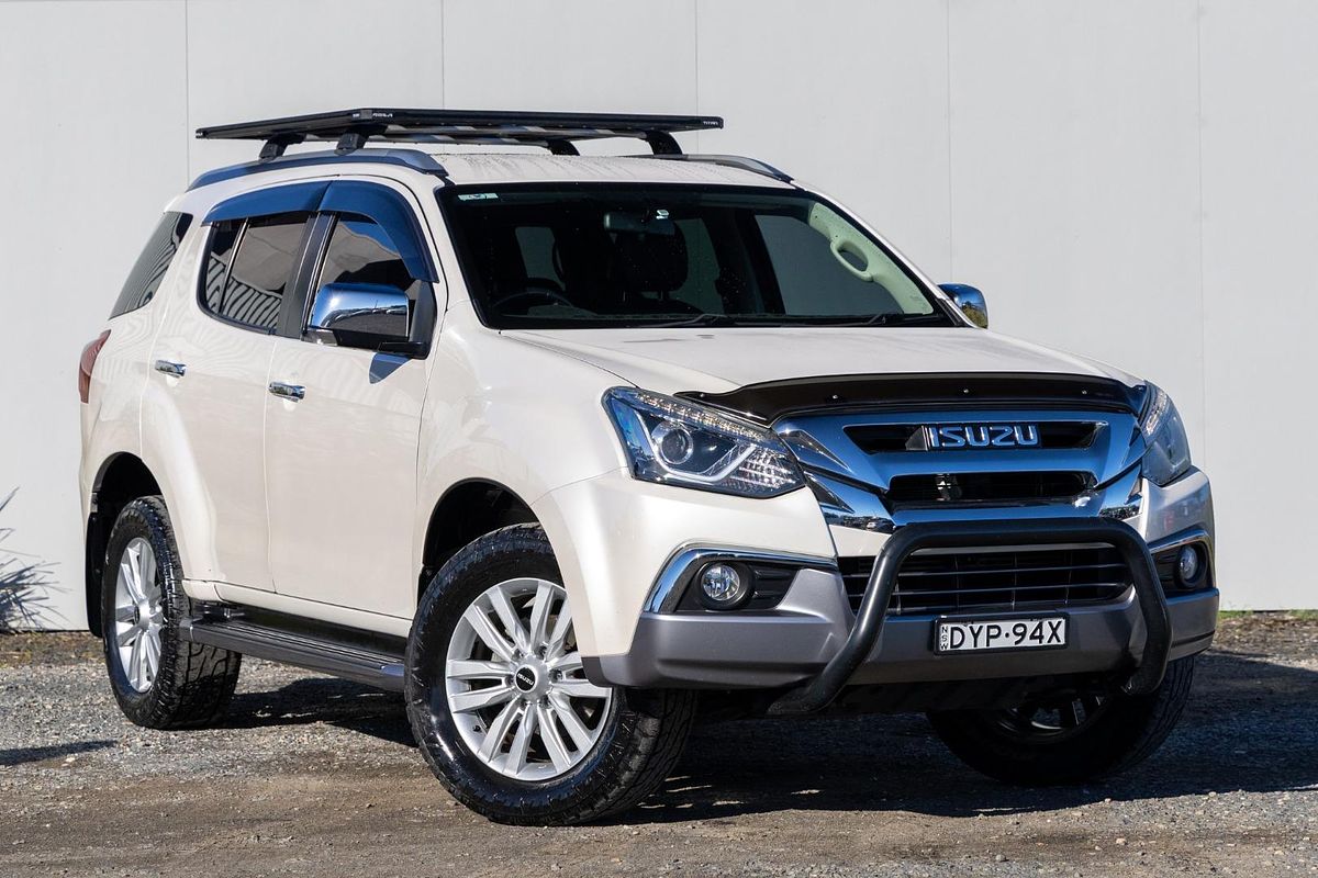 2018 Isuzu MU-X LS-T