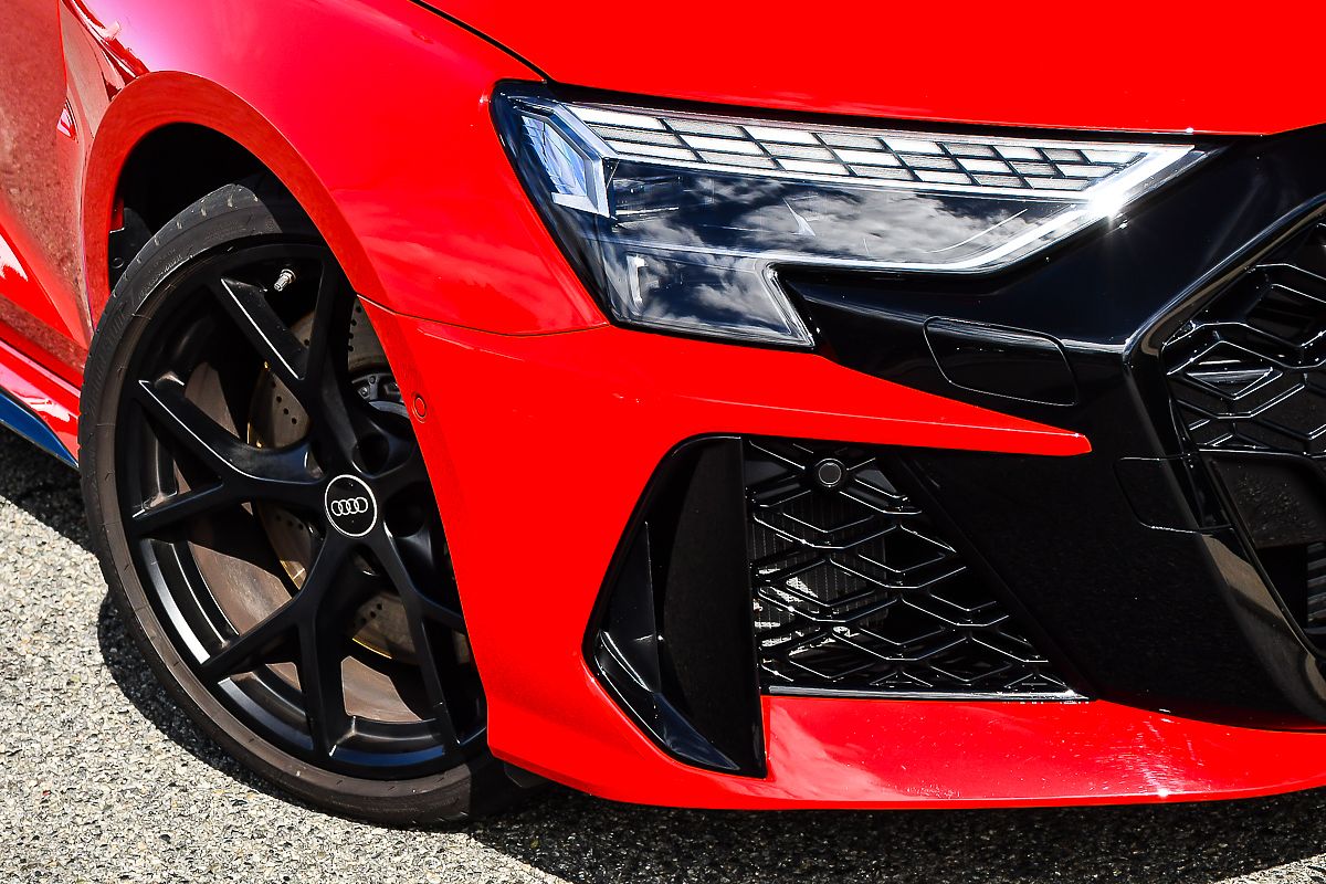 2025 Audi RS3 GY