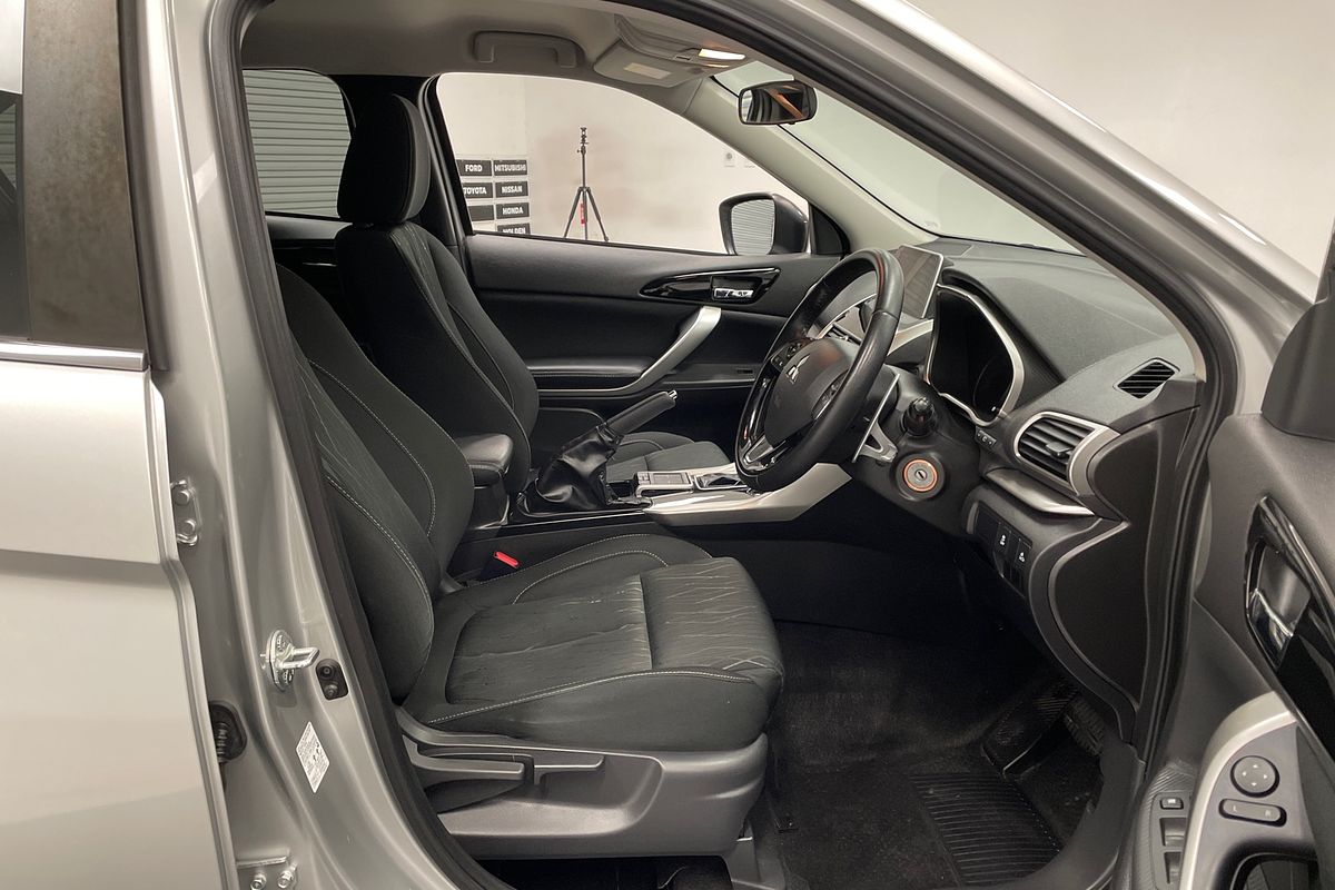 2018 Mitsubishi Eclipse Cross ES YA