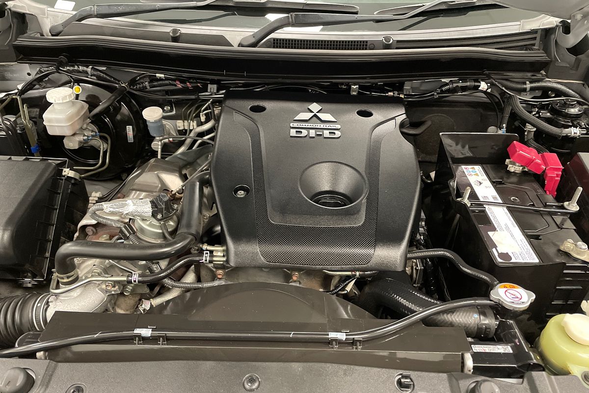 2019 Mitsubishi Triton GLX+ MR 4X4