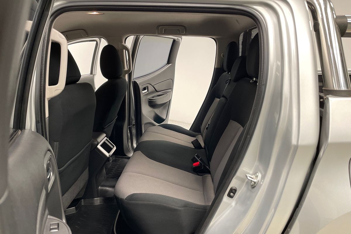2019 Mitsubishi Triton GLX+ MR 4X4