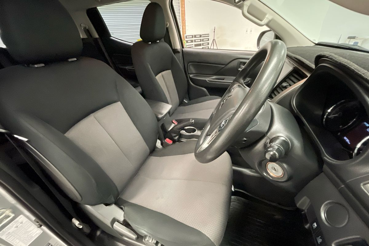 2019 Mitsubishi Triton GLX+ MR 4X4