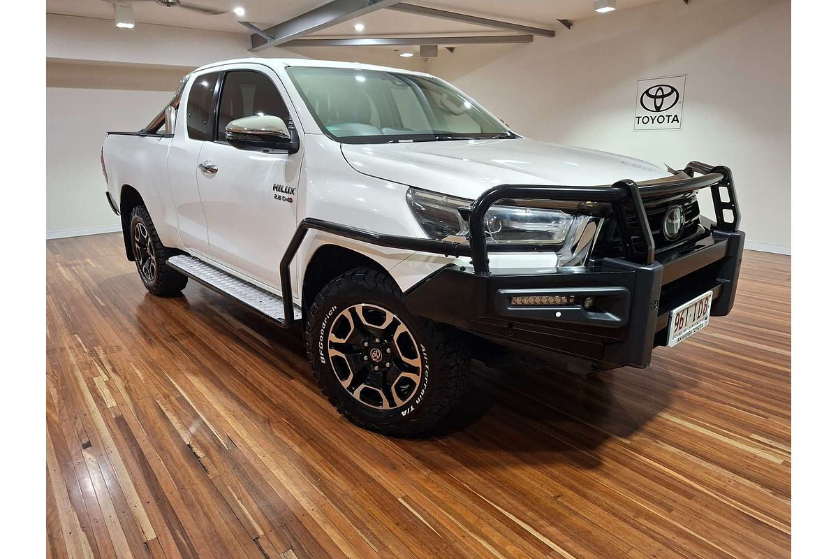 2023 Toyota Hilux SR5 GUN126R
